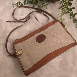 Vintage Dooney & Bourke Tan and Cream Leather Shoulder Bag